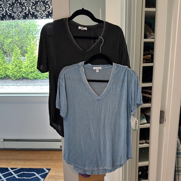 Set of 2 NWT Nordstrom V-Neck T-Shirts - Picture 1 of 7